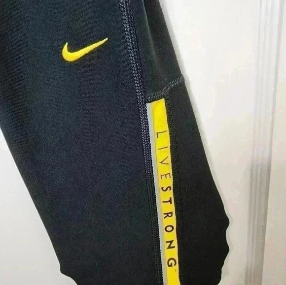 Size Medium Nike Dri-Fit Livestrong Capri's Black / Yellow Logo - Picture 5 of 6